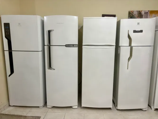 Geladeira Frost free duas portas , refrigerador