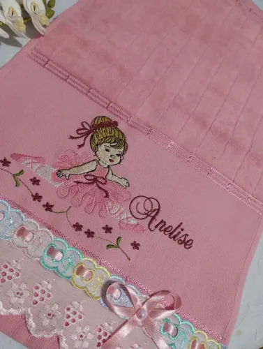 Toalhinhas infantil personalizadas.