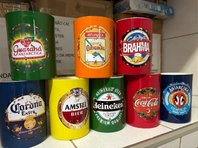 Suporte térmico para latas de cerveja