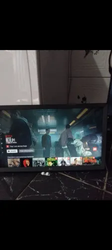 Vendo minha televisão 24 polegadas smart tv Lg