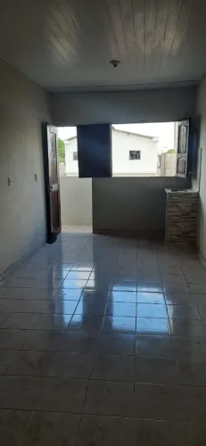 Alugo kitnet 1/4 bairro Castanheira