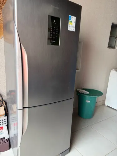 Vendo Geladeira Inverter