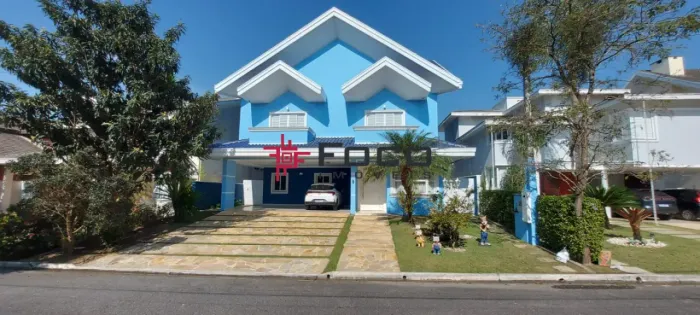 Sobrado - Condomínio Villas De Sant`Anna - Jacareí - 5 Dormitórios - 650m²