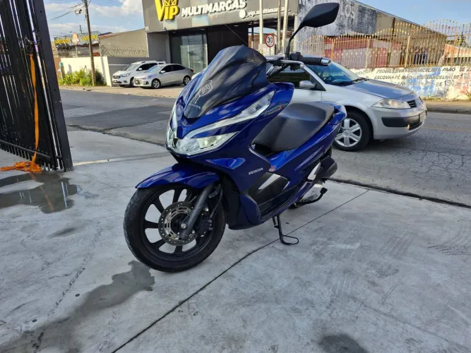 PCX 160 UNICA DONA