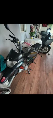 Pop 100