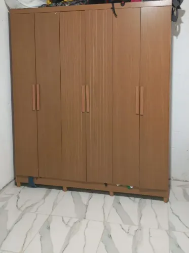 GUARDA ROUPA