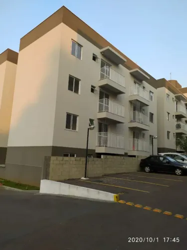 Apartamento 2 quartos para Alugar no Santa Candida em Curitiba Parana