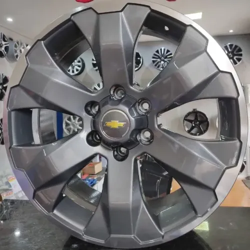 Rodas S10 aro 18 6x139 + 225/40R18 Aptany RA301 - R$ 5.190,00
