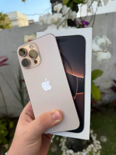 Iphone 16 pro max / 256gb / impecável