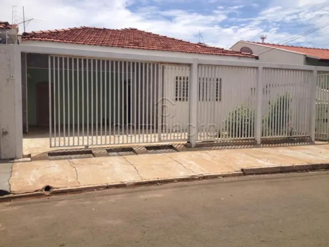 Casa Padrão em São José do Rio Preto