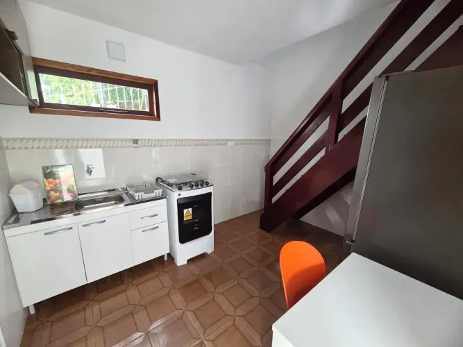 4 apartamentos de 1 quarto no Canto, aluguel anual, Lagoa da Conceição - Florianópolis - S
