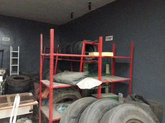 Estantes de ferro 4 unidades
