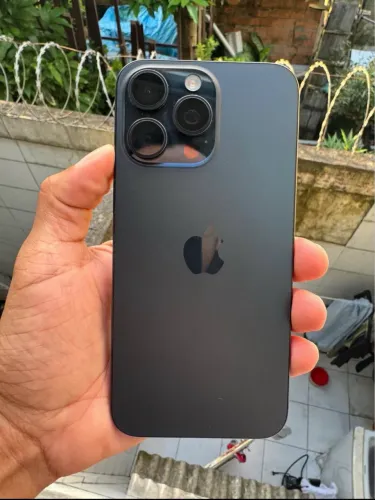 iPhone 15 Pro Max 256GB azul - Oportunidade