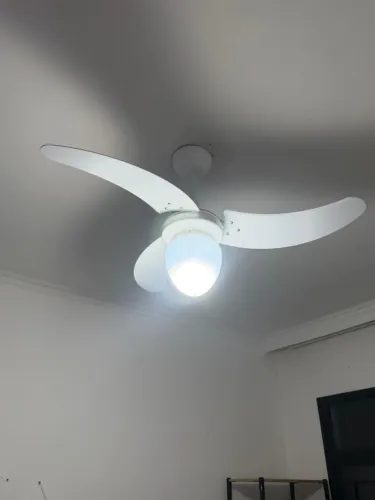 Ventilador de Teto Tron Búzios Max 3 Pás Branco com Lustre e Exaustor