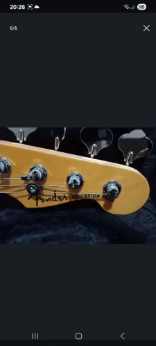 Vendo esse fender dimession americano com case original 