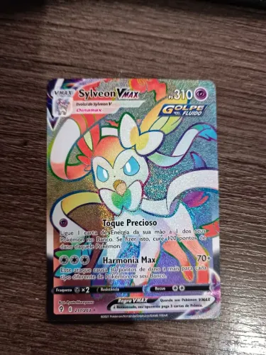 Carta pokémon sylveon vmax raimbow 211/203