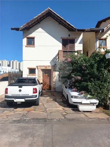 Condomínio com 3 quartos à venda em Parque assunção - SP