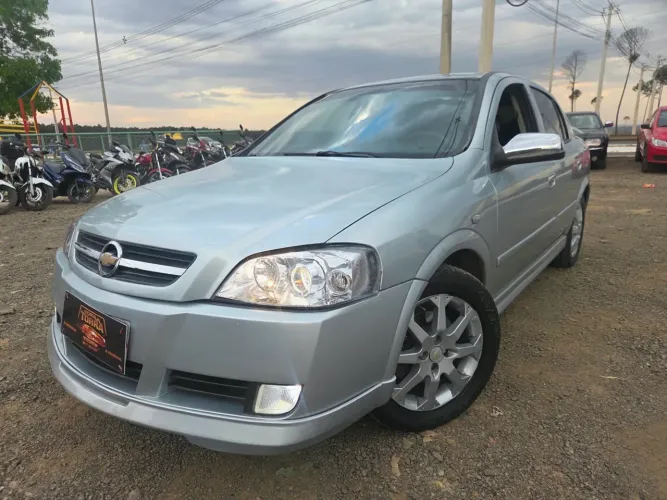 Chevrolet Astra Advantage 2.0 MPFI 8V Flexpower 5P 2011