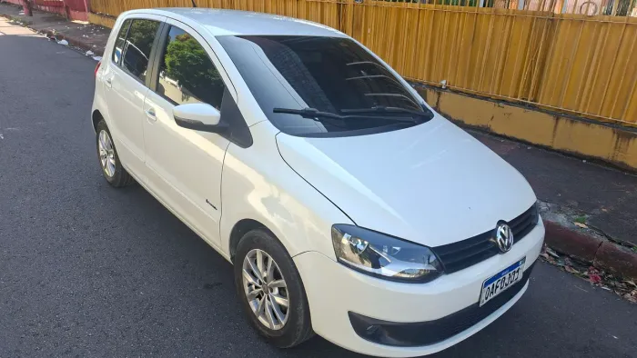 Volkswagen Fox 1.0 MI Total Flex 8V 5P 2014