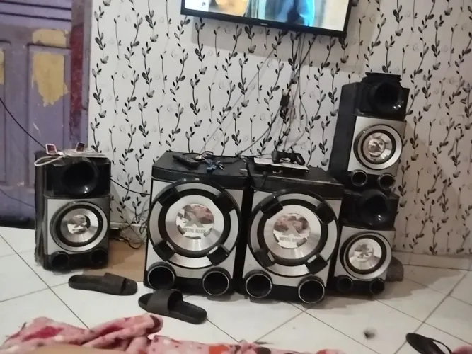 Som LG 1700rms