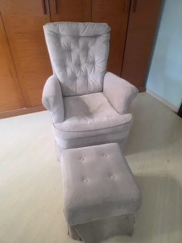 Poltrona de amamentação