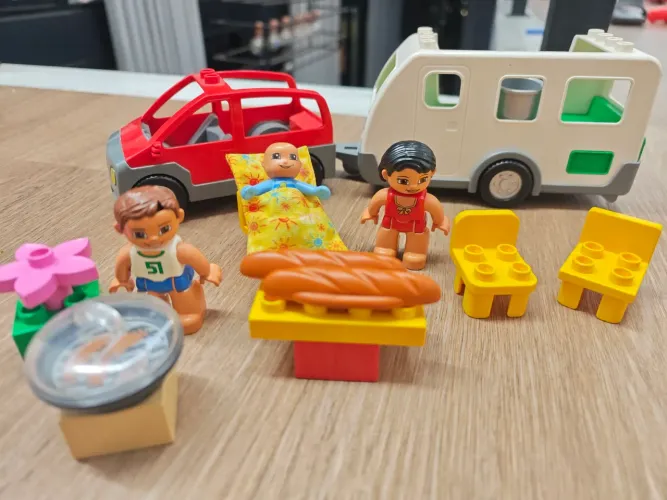 LEGO Duplo Camping Original Completo com Trailer e Carro