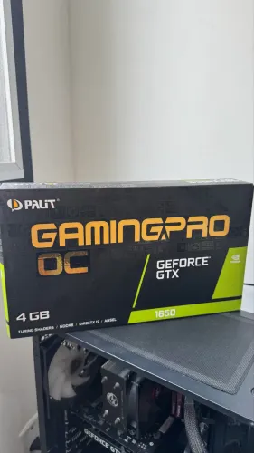 Placa de video GTX 1650 4 gb