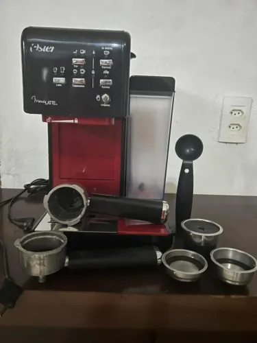 Cafeteira Oster PrimaLatte Multibebidas