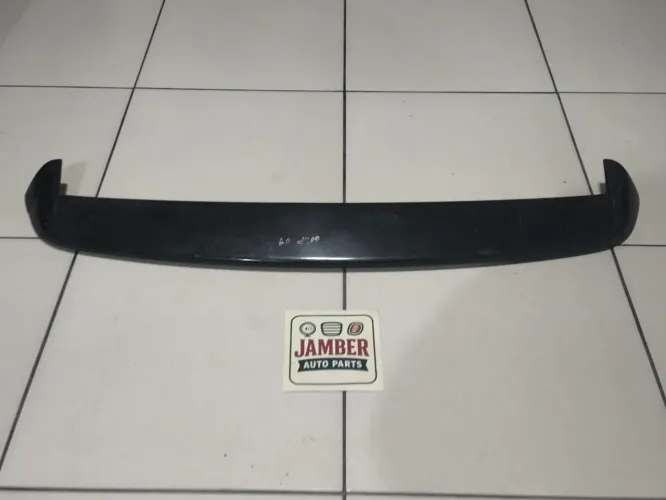 Aerofólio original VW Golf 99 a 13