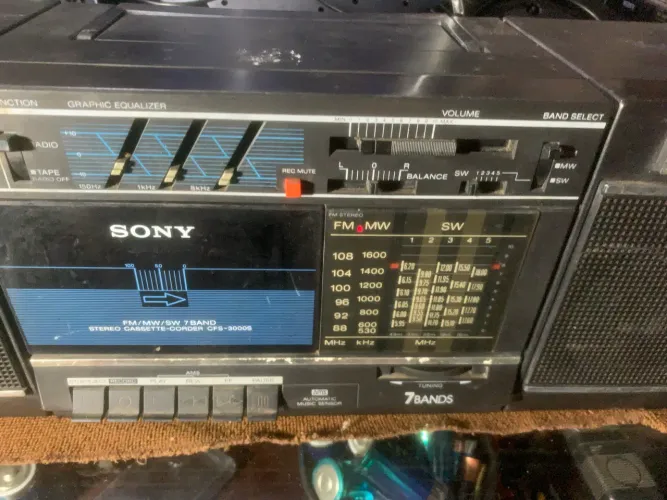 rádio gravador vintage Sony CFS-3000S bombox