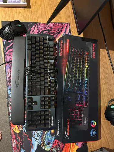 Teclado Mecanico Hyper x Mars RGB