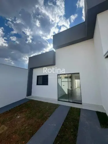 Linda casa á venda, 3 quartos, Novo Mundo, Uberlândia MG