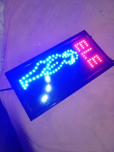 Vendo LED novo.