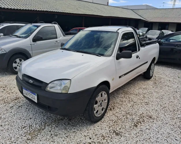 Ford Courier 1.6 L/ 1.6 Flex 2013