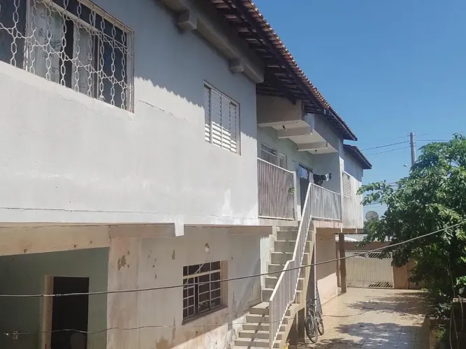 Casa à venda em Campinas, Chácaras Campos dos Amarais, com 8 quartos, com 260 m²