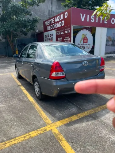 Toyota Etios X Sedan 1.5 Flex 16V 4P Mec. 2014