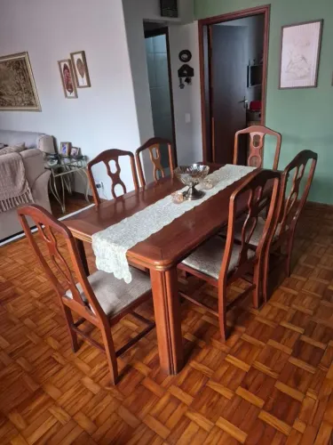 Mesa + 6 cadeiras - Mogno
