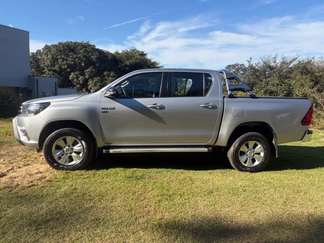 Toyota Hilux CD SR 4X2 2.7 16v/2.7 Flex Mec. 2018