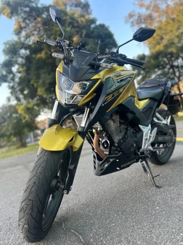 HONDA / CB 300F TWISTER ABS