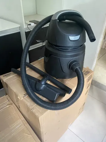 Aspirador de Água e Pó Electrolux Hidrolux 1400W - 127V