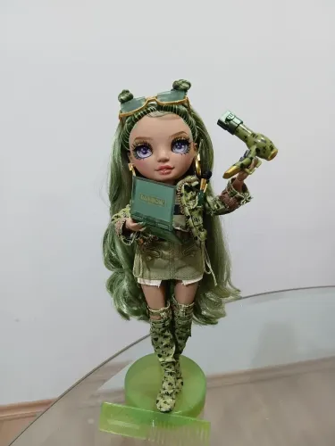 BONECA OLIVIA WOODS