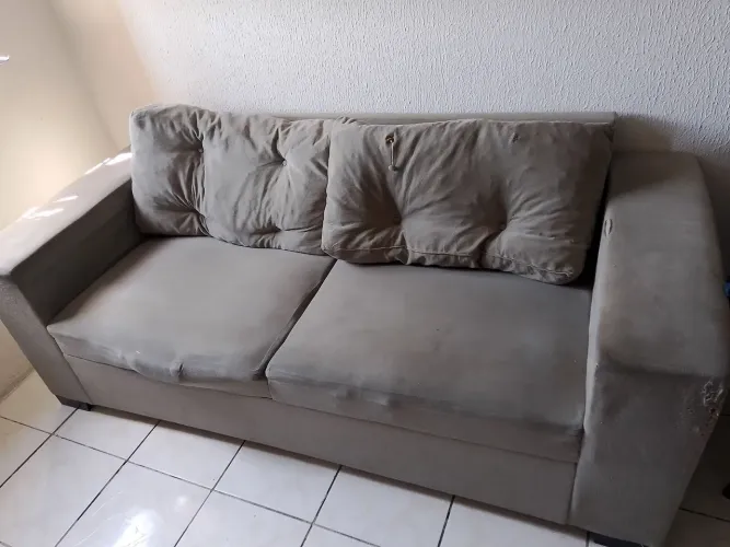 Sofá pra doação 