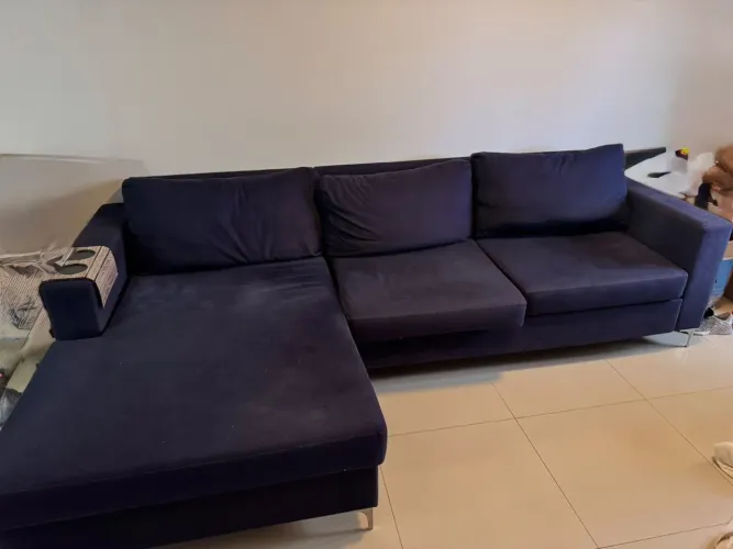 Sofá 5/6 lugares em suede