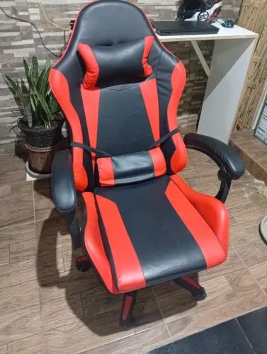 Cadeira gamer giratória simenova