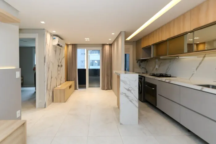 Apartamento com 2 Quartos para Alugar no bairro Centro