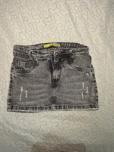 SAIA JEANS