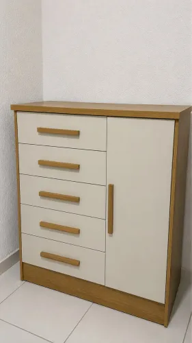 Cômoda 5 gavetas 1 porta 