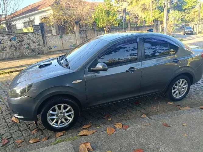 JAC J3 Turin Sedan 1.4 16V 4P Mec. 2013