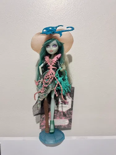 Monster high vandala haunted 