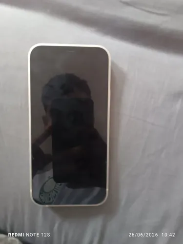 Vendo iPhone 12, 100% original, sem marcar de uso 